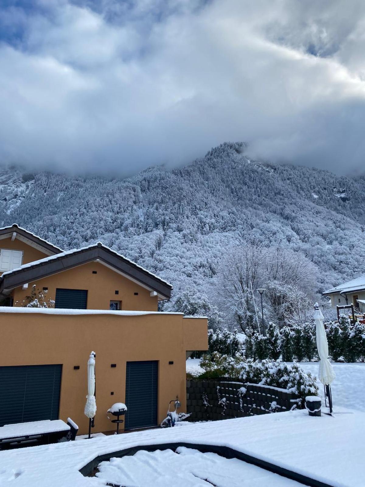 Appartement Moderne Avec Terrasse Et Piscine A Chatel Sur Bex Eksteriør billede
